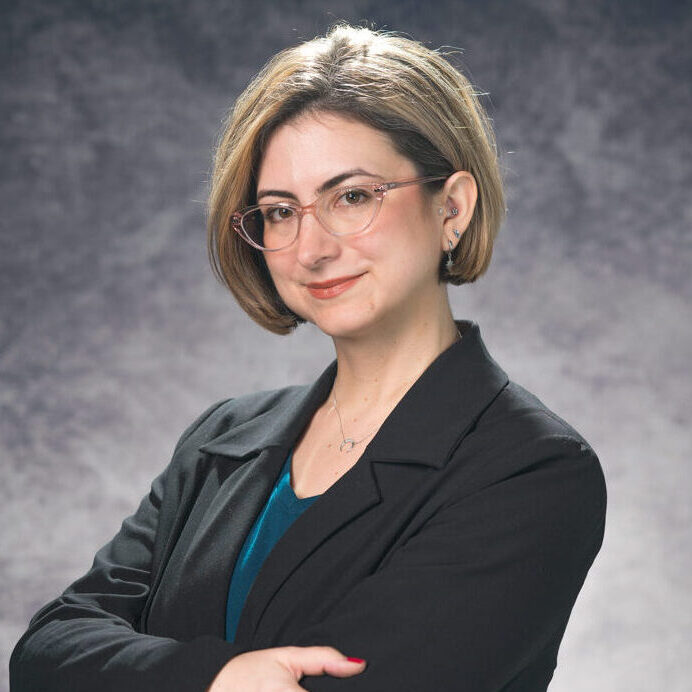 Katrina Kashinejad headshot